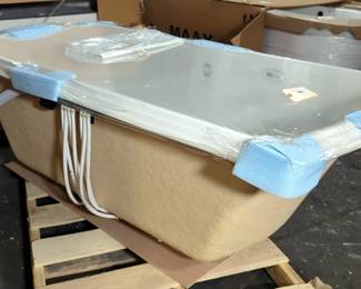 TOTO Clayton Jetted Bathtub, Cotton, 72" x 36", New On Pallet, Qty 1