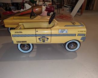AMF Yellow Checker Cab *IMPORTANT: READ DESCRIPTION & DETAILS FOR EARLY SALE AND BIDDING INFORMATION*