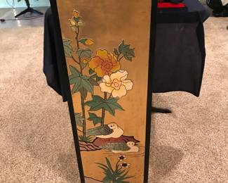 Love this 4 panel Asian Style Plant Stand