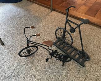 Love these Iron Vintage Style Bicycles