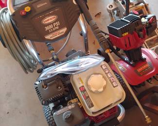 Simpson pressure washer brand new never used ultra light aircraft grade aluminum frame 3600 psi honda engine. 