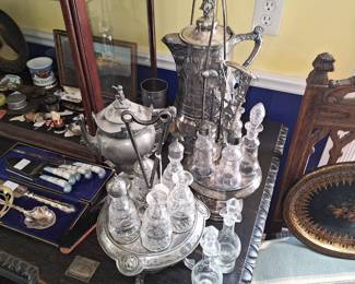VICTORIAN CRUET SETS, SILVERPLATED WATER TIPPLER, SILVERPLATED COFFEE POT WITH CHERUB