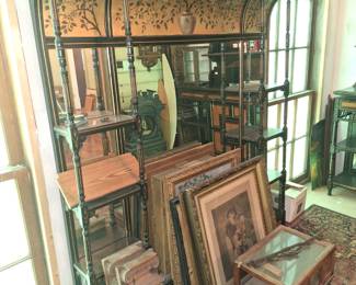 ASSORTED LITHOS AND PRINTS OLD MEMPRY BOX AS IS