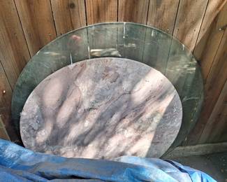 RD MARBLE AND GLASS TOP