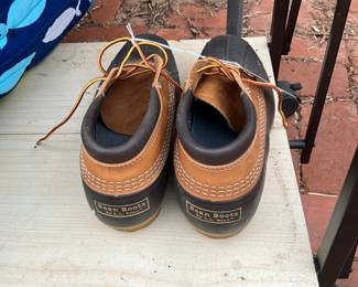L.L. Bean boots size 9 Medium Men’s