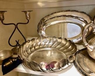 Assorted silver plate pieces