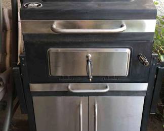 North American Charcoal Outdoor Grill