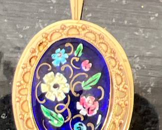 14 k yellow gold broach or pendant 11DWT