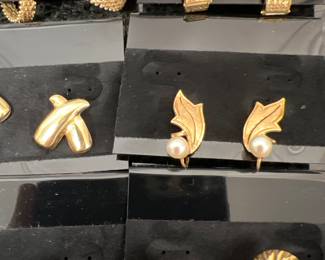 14 K earrings 