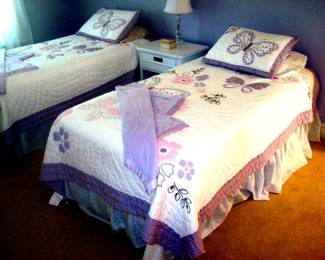 Pair twin beds and lamp stand