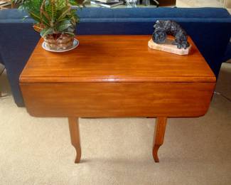 Victorian style cherry drop leaf table