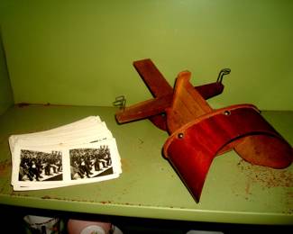 Stereoscope viewer. WW2 viewer cards.