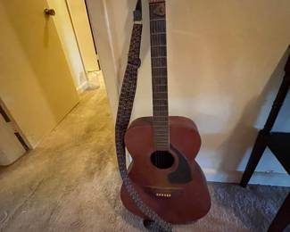 Lyle Guitar 