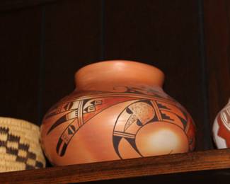 Mae Mutz vintage large pot