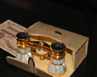 Vintage opera goggles with mother pearl decoration