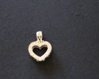 14k white gold pendant with diamonds