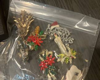Costume Christmas Brooches