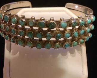Gorgeous Zuni Turquoise bracelet 