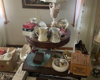 vintage lamps glassware 