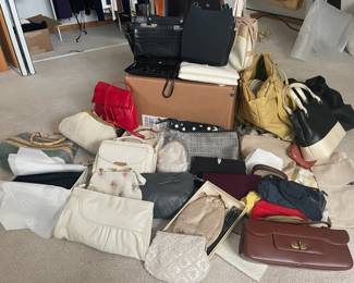 vintage purses and handbags, wallets  whiting and davis mesh purses