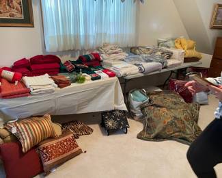 vintage linens, bath towels, deco toss pillows, comforter sets crochet blankets 