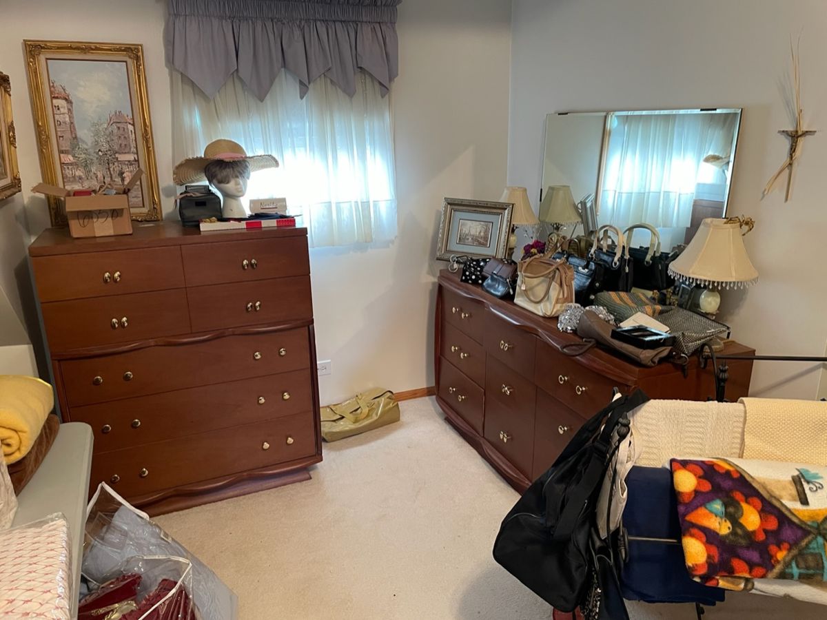 Chicago Mt. Greenwood Estate Sale, Furniture,... starts on 10/6/2023