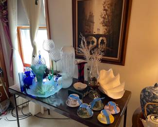 art glass vases, cups and saucers bone china 