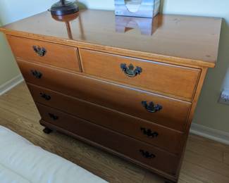 Whitney gentlemen's chest