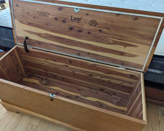 Lane cedar chest