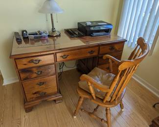 Ethan Allen desk