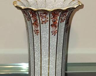 8.5" Dahl-Jensen vase with Art Deco influence $285