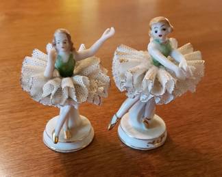 Occupied Japan Dresden style ballerinas