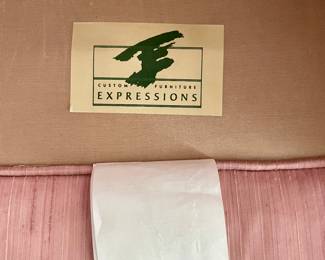 Expressions wingback