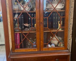 Vintage Style China Cabinet