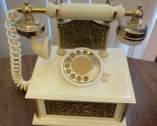 Vintage Rotary Old Style Phone