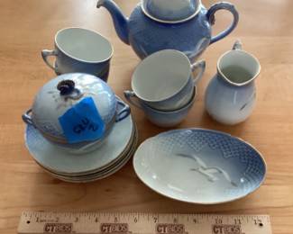 Seagull Motif Tea Set