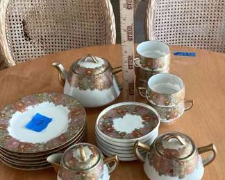 Stunning Japanese Tea Set