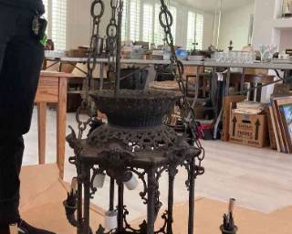 Vintage looking Chandelier