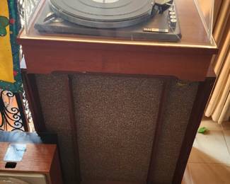 vintage stereo equipment, turntable, reel to reel, speakers