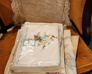 tablecloths and linens