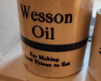 WEsson Oil