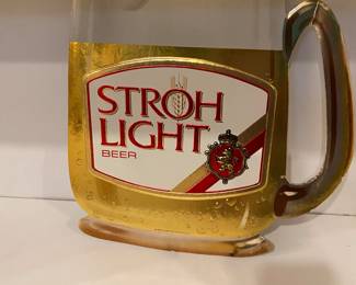 Stroh Light sign