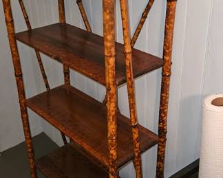 Solid bamboo shelf