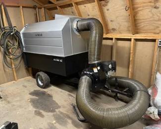 Trac-Vac 880 Lawn Sweeper/vac...... Like new!