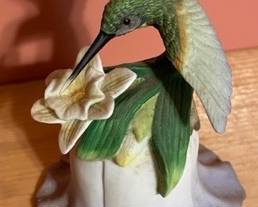 Avon 2000 greenbacked hummingbird bell