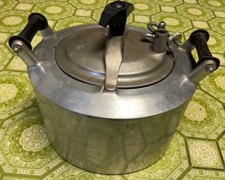 minit maid pressure cooker