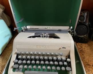 royal portable typewriter