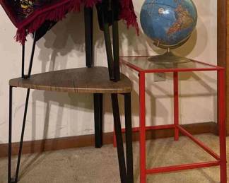 Nesting Tables, Glass Top Table w Decor 