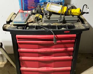 Rubbermaid ActionPacker Tool Storage on Wheels Tools Included