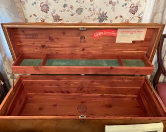 Lane cedar chest 